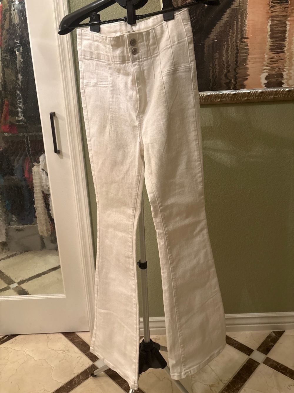 We The Free Jayde Ultra High Rise White Flare Jeans - Size 29